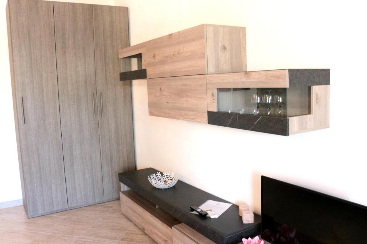Paradeisos Residence Sas Somma Lombardo Dış mekan fotoğraf