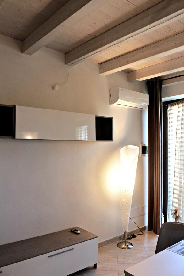Paradeisos Residence Sas Somma Lombardo Dış mekan fotoğraf